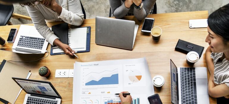 Sales-marketing collaboration mistakes happen when objectives are not defined in meetings such as this one.