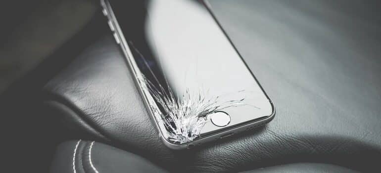 iPhone broken because ways in which movers can protect customers werent implemented.