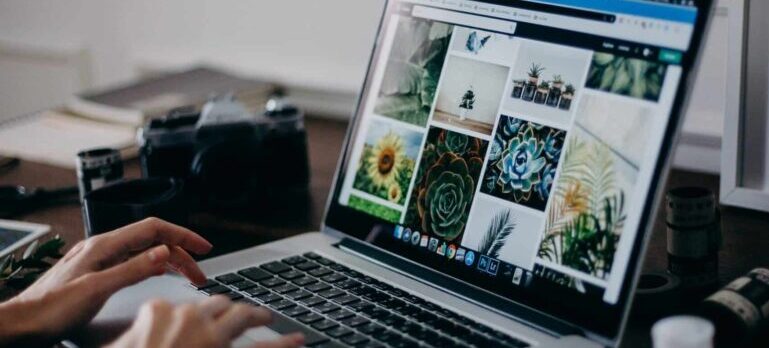 A person browsing and thinking of using images to improve SEO
