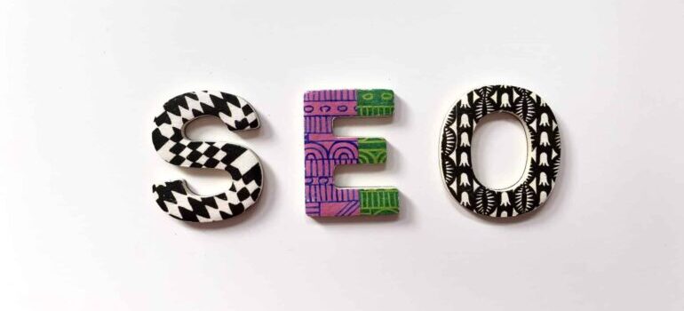 letters spelling SEO