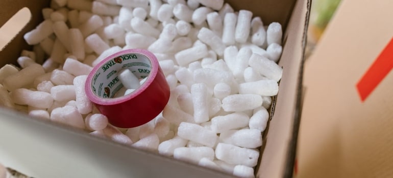 packing supplies 