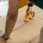 taping boxes